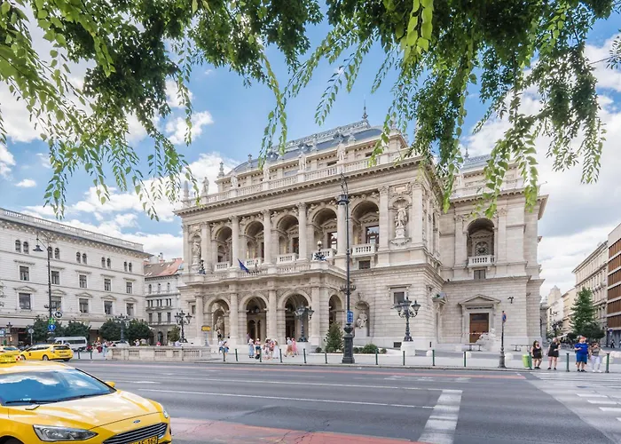 Boutique Blue Gem بودابست